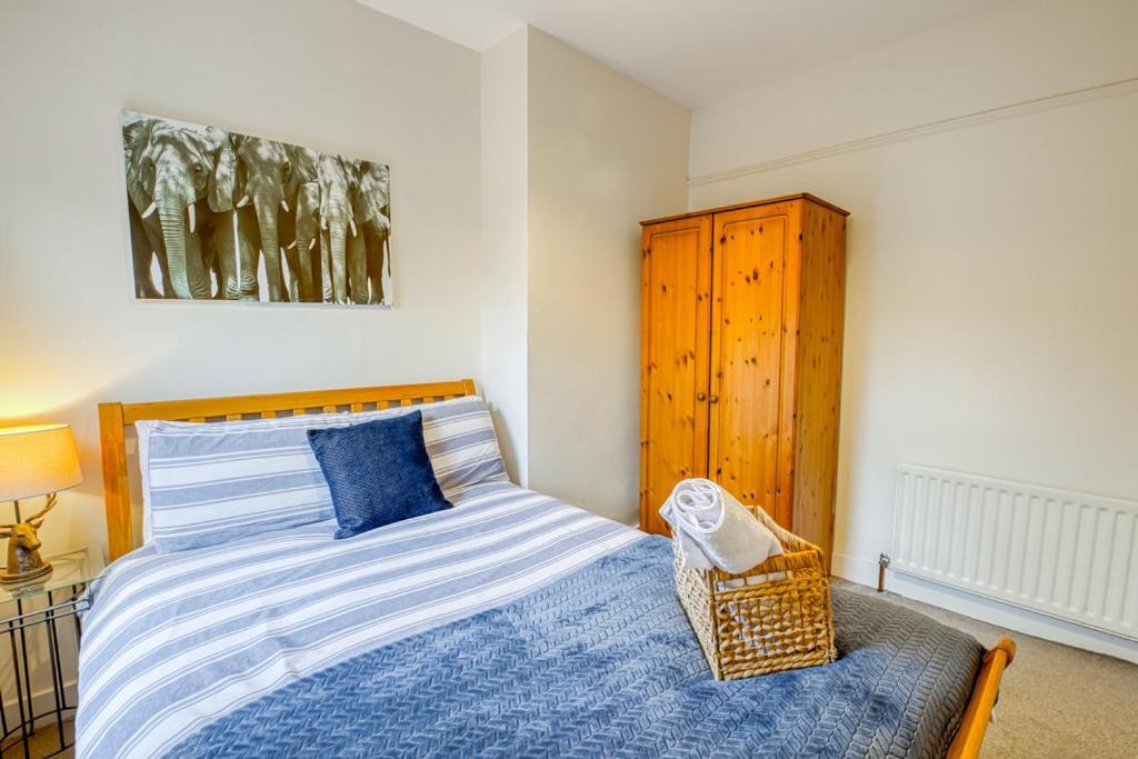Charming City Home, Beside The Serene Ormeau Park ベルファスト エクステリア 写真