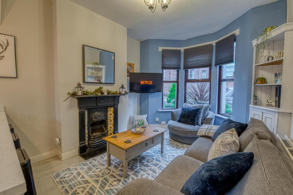 Charming City Home, Beside The Serene Ormeau Park ベルファスト エクステリア 写真