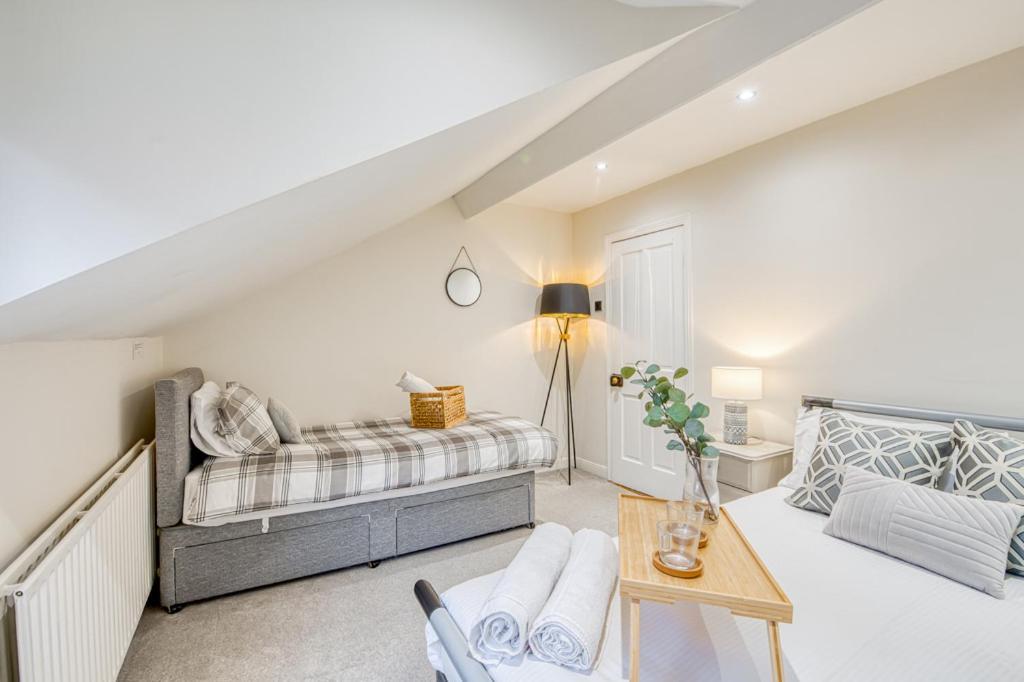 Charming City Home, Beside The Serene Ormeau Park ベルファスト エクステリア 写真
